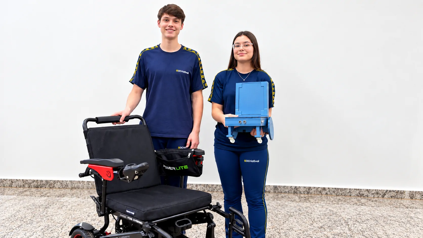 Estudantes desenvolvem sistema de inteligência artificial para controlar cadeira de rodas por expressões faciais